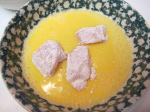 Pretzel Crusted Chicken Nuggets (8)