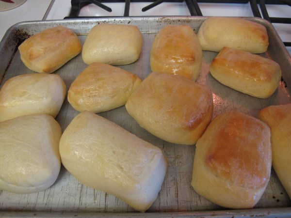 Texas Roadhouse Rolls (1)